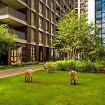 Battersea Power Station 2 Bed Close To Harrods